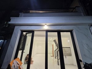 nhà phố lô nhì đ. huỳnh tấn phát - cách mt chỉ 15m