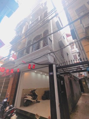 ô tô đỗ cửa, kinh doanh, cách phố xuân thuỷ 50m. lô góc 3 mặt thoáng - vừa ở vừa kinh