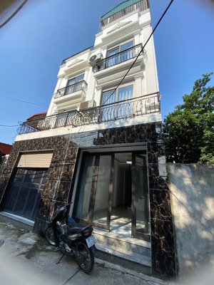 cc bán gấp nr 33m2, 4pn, 3wc,đường trục chính thôn rộng 3m, tại phụng châu, chương mỹ, hà nội