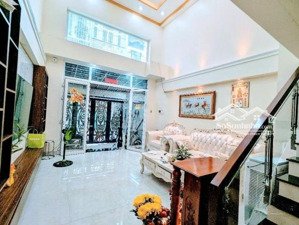 bán gấp nhà mới đẹp trệt lửng lầu 4.6x16m, giá 7.9 tỷ, hẻm xe hơi phạm hữu lầu quận 7