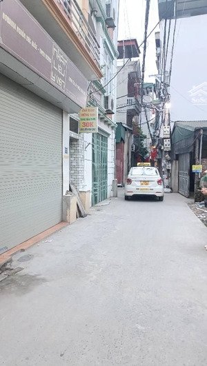 lô đất nằm ở phố nam dư lĩnh nam hoàng mai 90 m mặt tiền 4,5 m 13,5 tỷ