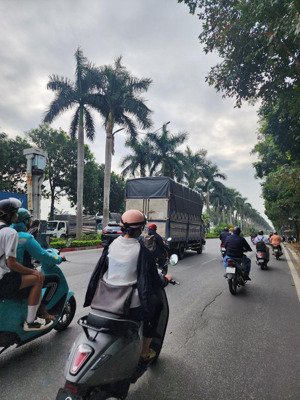 bán nhà đường giáp hải, đông dư thượng nhà thuộc khu tái định cư đường vỉa hè rộng dân trí cao