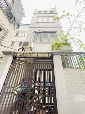 6,5 tỷ 52m2 nhà phố cổ linh - hàng xóm aeon - 2 mặt thoáng - 4 ngủ