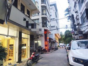 "siêu hiếm" bán nhà hoàng quốc việt lô góc, ô tô tránh, mặt tiền 6m, chỉ 35 tỷ