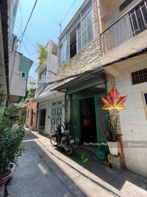 chính chủ bán nhà phú nhuận gần phan xích long. hẻm 3.5m, 2 tầng. giá chỉ 3.75 tỷ tl