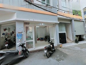 duy nhất 597a/ điện biên phủ p.22 bình thạnh (4,2x12m) 3 tầng tiện nghi vào ở ngay. giá 9,2 tỷ tl