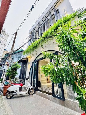 bán biệt thự hoàng hoa thám, bình thạnh dt 5,3*13 cn(65m2) giá chỉ 9,5tỷ