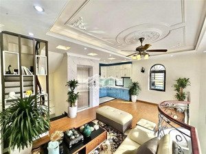 bán nhà sài đồng 6 tầng thang máy-hơn 11 tỷ-oto tránh-lô góc-full nội thất-pháp lý chuẩn