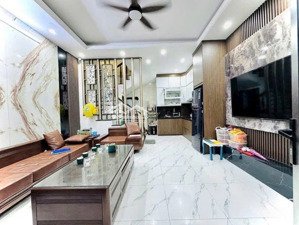 chính chủ gửi bán, nhà 3 tầng , 176m2 ,3 thoáng, tại yên vĩnh hoài đức , ngõ nông thông, giá đầu tư