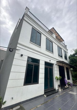 nhô 3 tỷ sẵn nhà 3 tầng " rẻ nhất phúc thịnh, đông anh, không xem là tiếc!