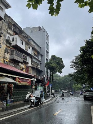 siêu hiếm- tập thể tầng 2 lô góc ngã 4 vạn phúc vạn bảo- 85m2-3pn-6 ty350