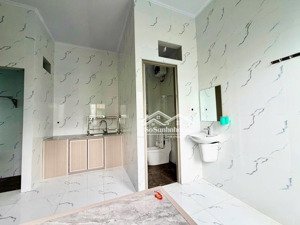 bán tòa căn hộ mini 3 tầng 6 phòng full nguyễn phước nguyên