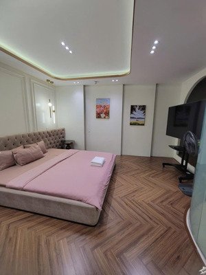 bán căn penthouse mipec long biên 228m view sông, nội thất sang trọng.