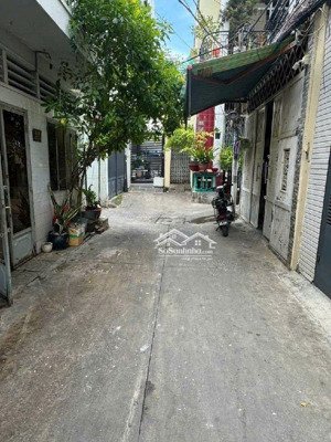 trường chinh tân phú hẻm xe hơi 3 tầng 4x12m ko lộ giới chỉ hơn 5 tỷ