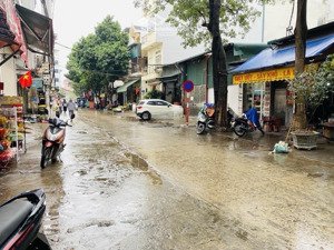 bán nhà giáp bát, thang máy - 10m ô tô tránh - mặt tiền 4m, 35m x 5 tầng 8.7 tỷ