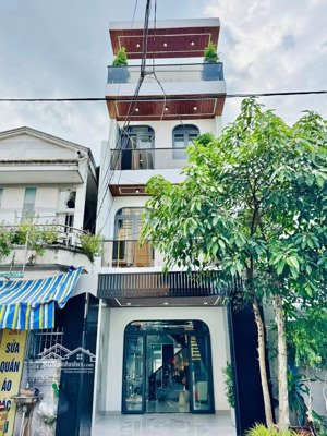 bác bảy cần bán gấp căn nhà siêu sang ở hoa lan-pn.giá 3tỷ280. diện tích 64m2, 3pn. hẻm 5m. sổ sẵn