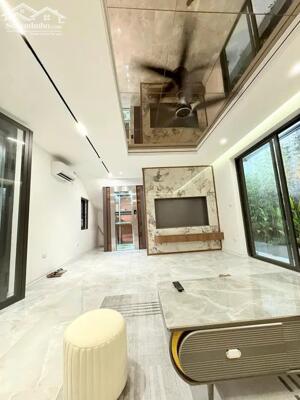 Siêu phẩm Hoàng Văn Thái 55m2, 6 tầng thang máy đẹp long lanh, mặt tiền 8m giá 15.6 tỷ