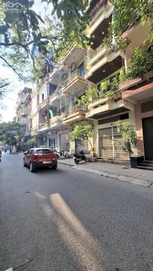 BÁN GẤP NHÀ MẶT ĐƯỜNG NGUYỄN VĂN TRỖI. 50M2 - 5 TẦNG. KINH DOANH.