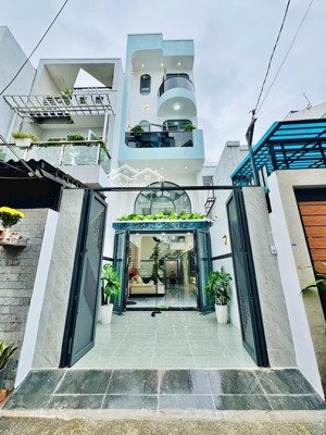 nhà đẹp hxh sát mặt tiền lê quang định, p14, bình thạnh. giá 4.52tỷ/64m (4m x16m) có sân để xe hơi.