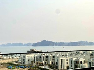 1pn view biển đã có sổ ,full nội thất giá chỉ 3.5 tỷ view trực điên biển