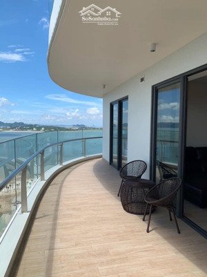 duy nhất căn 2pn 2vs góc tầng cao tòa b citadiens ,full nội thất,trực diện biển giá chỉ hơn 5.5 tỷ