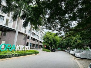 bán gấp căn hộ flora kikyo nội thất cơ bản vị trí: đường đỗ xuân hợp, p. phú hữu, q.9