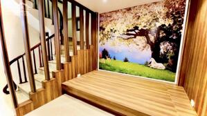 Nhà 5 tầng Trung tâm Đống Đa – 35m², sổ đỏ, giá tốt 7,85 tỷ