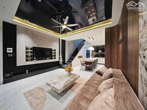 chủ nhà định cư nước ngoài - bán nhà hoa sữa, phú nhuận 64m2 / 2 tỷ 250. sẵn hđ thuê 15tr/tháng