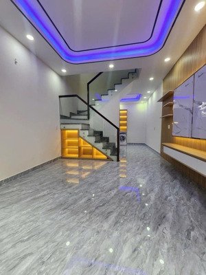 bán nhà riêng 2 tầng - mới full nội thất - đường huỳnh tấn phát-gần kdc nam long quận 7-nhỉnh 5 tỷ