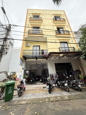 cơ hội đầu tư tài chính ở đà nẵng. tòa căn hộ 4 tầng, đang vận hành tốt + 70tr/ tháng giá 17,x tỷ..