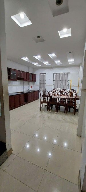 cho thuê nhà mặt tiền - giá rẻ - đường nguyễn hồng đào, chỉ 29 triệu, 64m2, 3pn, 4wc, 3 tầng