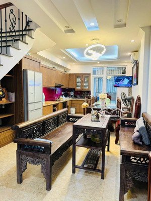 bán nhà dân xây, ngọc thuỵ, 99m2, 2 thoáng, ô tô, ô chờ thang máy, nhỉnh 16 tỷ. lh 