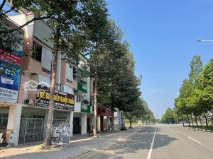 bán nhà phố 1 trệt 3 lầu, đường phạm hùng kế trường việt hoa dt: 6,5x19