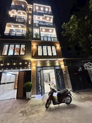 siêu phẩm hxh 7m - 5 tầng ( 84m2 ) - ngang 4m ( nở hậu 7.5m ) - cạnh bên aeon - giá : 9 tỷ 5