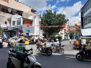 siêu hiếm góc 3mt nguyễn thái bình, q tân bình, dt 6,5 x 28m, hđt 90 triệu/th, kc 2t