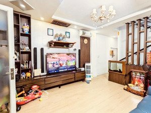 nhà lô góc 2 mặt tiền hoà hưng quận 10 chỉ 7.3tỷ