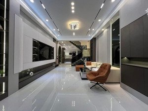 căn nhà đẹp mới nhất 60m2 ngay phạm văn đồng, gò vấp. giá: 3 tỷ 190, hẻm ô tô 5m, nhiều tiện ích