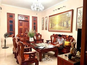 ( bán nhà ) xuân thủy - cầu giấy 89 m2 = 21,8 tỷ - 5 tầng - oto vào nhà - mặt tiền 4,8m kinh doanh.