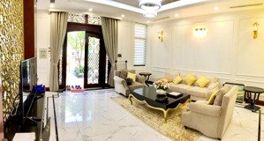 cho thuê biệt thự vinhomes golden river bason 225m giá 180triệu, full nội thất hiện đại sang trọng.