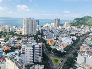 bán căn 2 phòng ngủ cc vũng tàu melody view biển trực diện tầng cao . lh e yến 