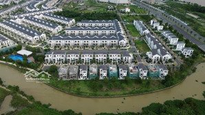 chuyển nhượng căn góc khu the suite dt: 222,5m2 dự án aqua city giá: 10.99 lh: 