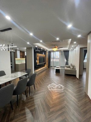 (tin thật 100%) ch 97m2 x 3pn ở vinaconex 1 khuất duy tiến - ban công đông nam - nội thất 600 triệu