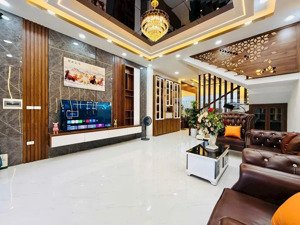 bán căn siêu phẩm ngay chợ thạch đà - ô tô ngủ trong nhà - 85m2 - chỉ 10.5 tỷ