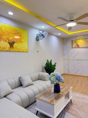 bán căn hộ 3 phòng ngủ, 2wc vĩnh điềm trung. gi.á 3ty290. ban công đông nam mát mẻ. nội thất mới