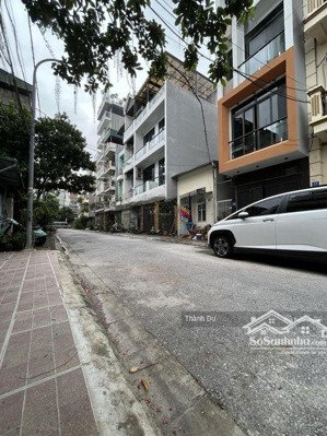 cho thuê nhà nguyên căn khu tái định cư ngọc thụy 55m2 x3t đường rộng 15m, ô tô đỗ cửa giá 15 tr