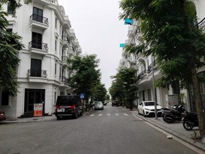 bán liền kề đẹp tại kiến hưng luxury, 21 tỷ vnd, 67.5m2, nhiều tiện ích. chính chủ