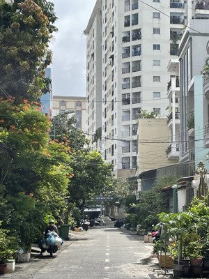 bán gấp nhà mặt tiền 4lầu, 84m2, giá: 11,49 tỷ đuòng trịnh lỗi, phường phú thọ hoà, quận tân phú