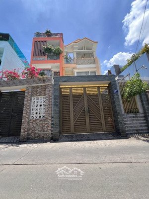 mặt tiền 1 trệt 2 lầu, sân xe hơi, đường thông phước long a