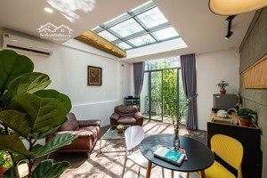 căn hộ cao cấp 40m2, giếng trời, ban công thoáng mát, gần chợ bà chiễu giáp q1 q3 phú nhuận