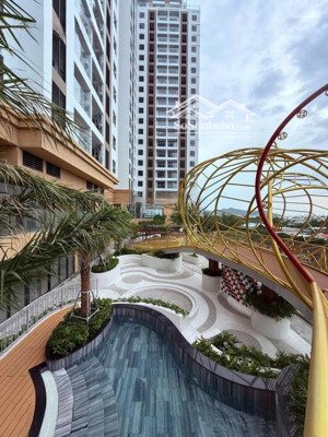 bán căn hộ 2pn vung tau centre point, tầng đẹp, view cảng biển & view hồ bơi. lh: 